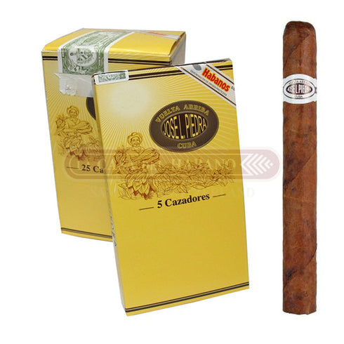 何塞·L·皮耶德拉·卡萨多雷斯